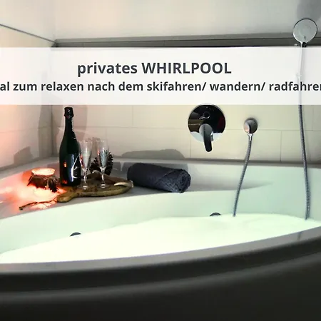Schwarzwaldschick I Bergurlaub I Balkon I Whirlwanne I Tiefgarage I Hochschwarzwaldcard Inkl *